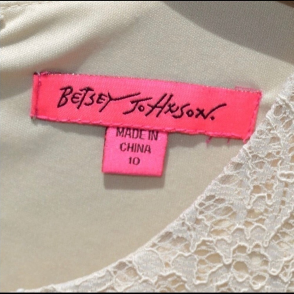 Betsey Johnson Black/Cream Lace Dress Sz 10 EUC - Picture 4 of 5